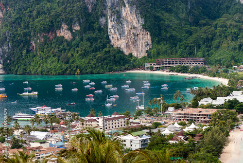 Valokuva Aerial view of White Bay Beach. Phi Phi island Thailand