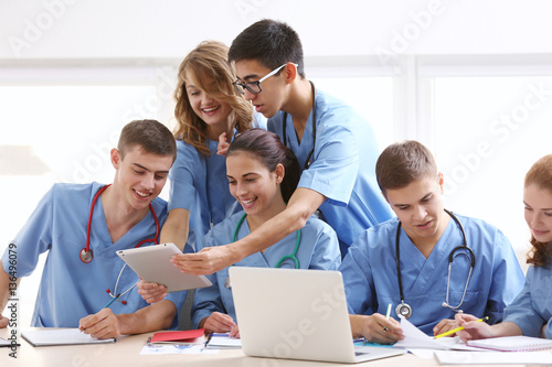 Group of medical students h...