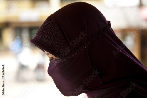 profilo donna musulmana © emeravideo