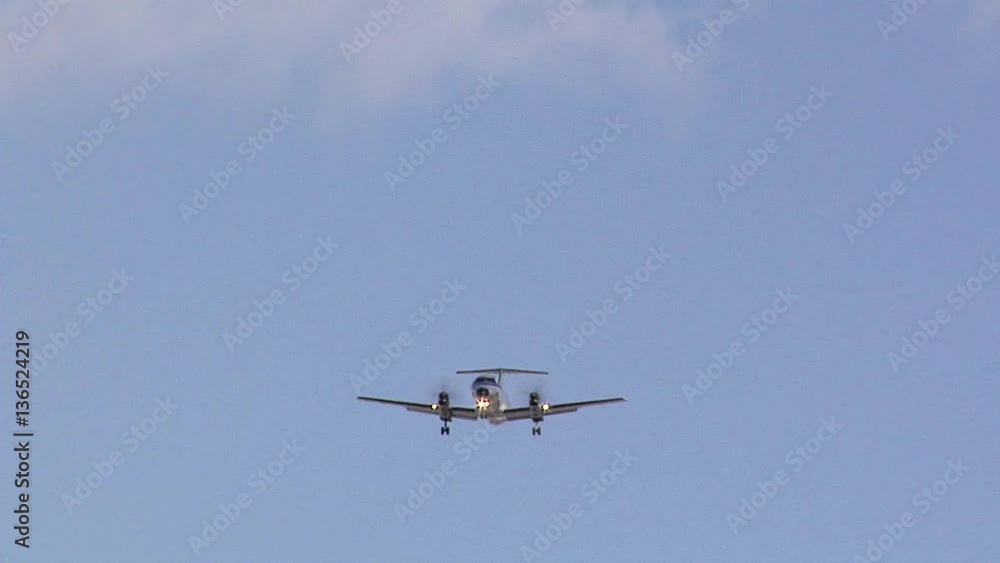 Incoming Airplanes landing at LAX