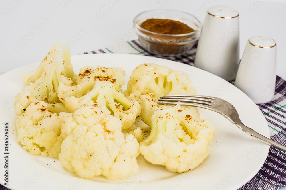 Cauliflower Boiled with Curry Cauliflower Boiled with Curry