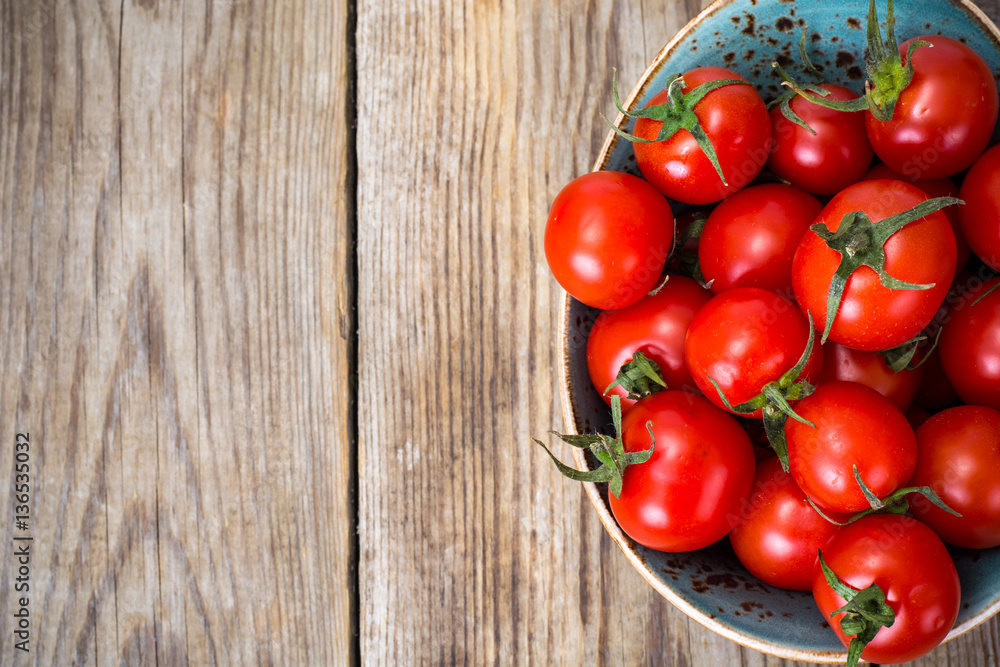 Red Cherry Tomatoes Red Cherry Tomatoes