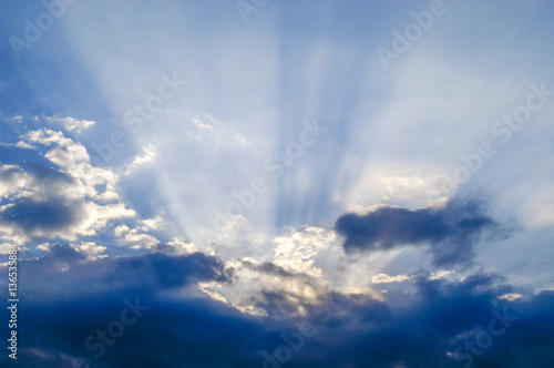Fototapeta Naklejka Na Ścianę i Meble -  Clouds, sun-rays