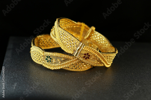 Gold Jewellery Bangle