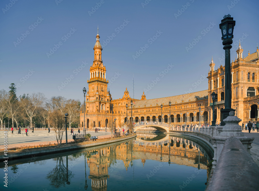 Fototapeta premium Plaza de Espana, Seville, Andalucia, Spain. The pavilion buildings and courtyard within the Plaza de España