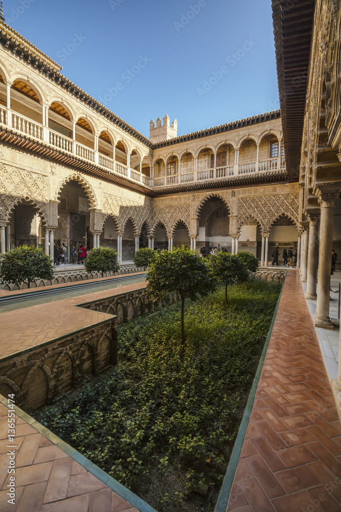 Fototapeta premium The courtyard of the Maidens in the Alcazar in old Seville, Spain.