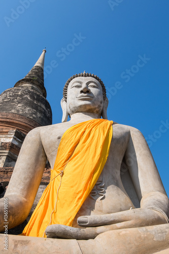 Giant Buddha statue at Wat Yai Chai Mongkhon, the historical Par