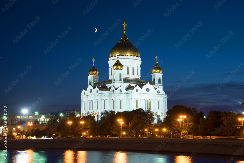 Cathedral of Christ the Savior. September night. Moscow, Russia