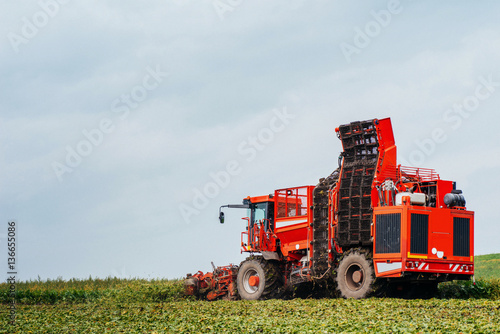 Potato harvester and tractor