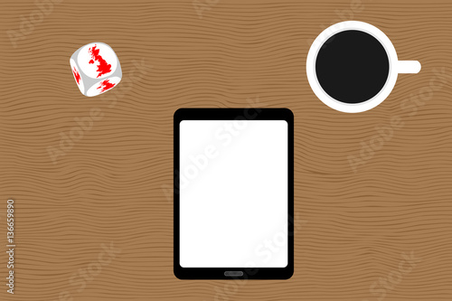 Tisch mit Tablet Computer Brexit Würfel und Kaffeetasse