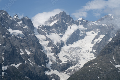 Les Ecrins / Alpes © PIXATERRA