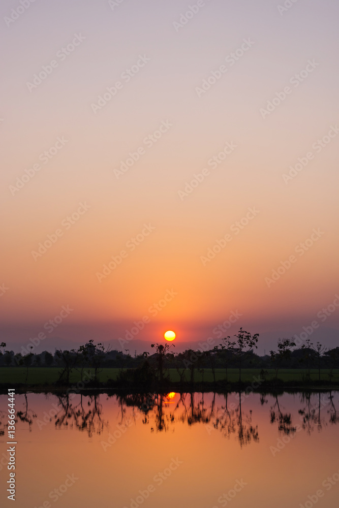 beautiful sunset over the river get behind the horizon beautiful sunset over the river get behind the horizon