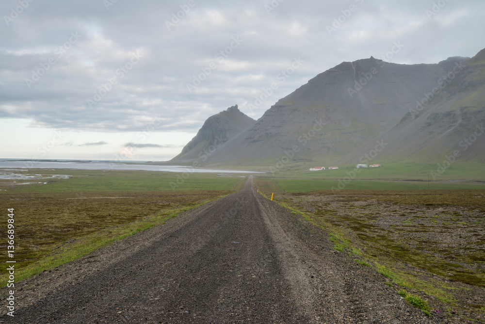 Fototapeta premium Scenic icelandic ring road