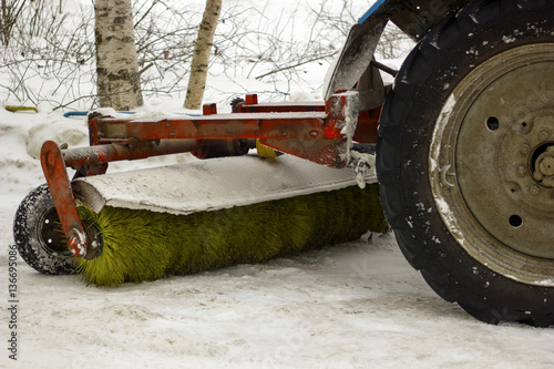 tractors automatic snow removal