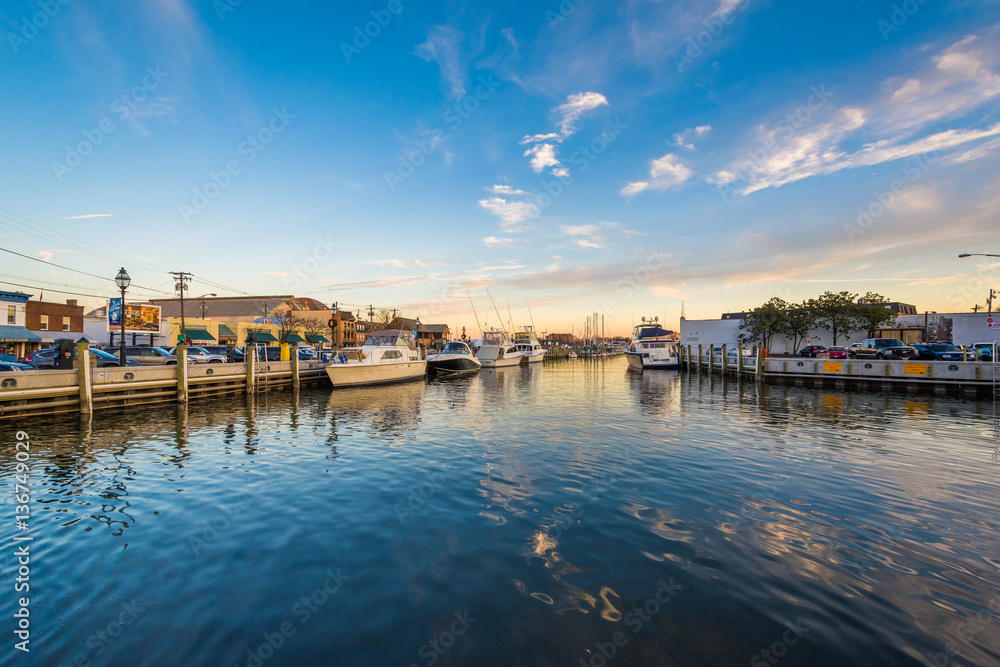 The waterfront at sunset, in Annapolis, Maryland.