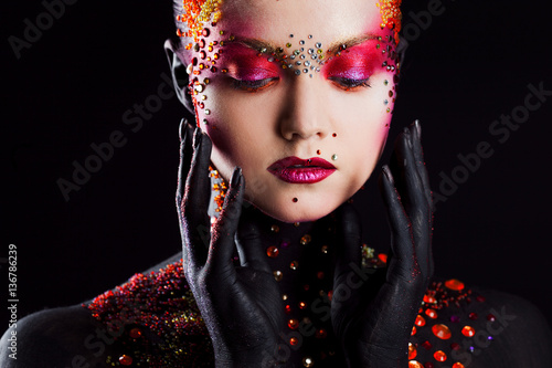 Obraz na plátně Young attractive girl in bright art-makeup, body painting