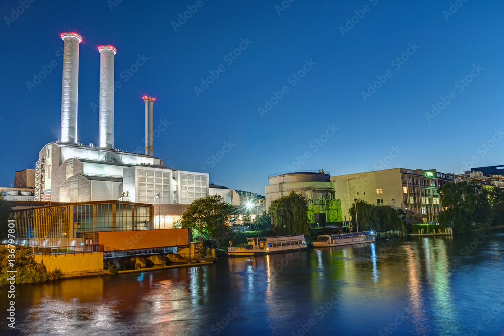 Cogeneration plant at the river Spree in Berlin at night