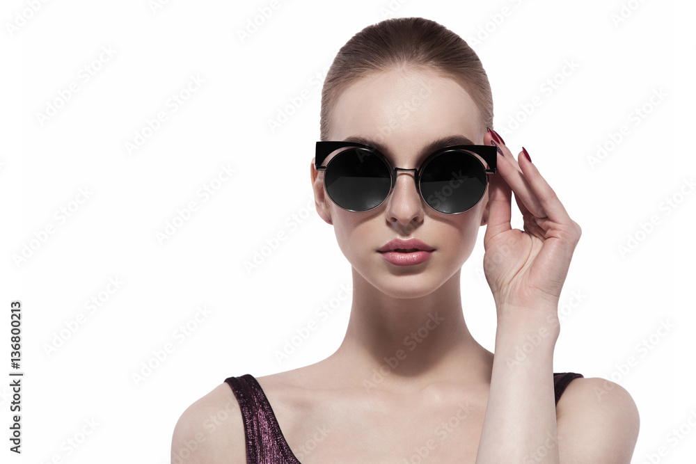 fashion portrait woman in glasses fashion portrait woman in glasses