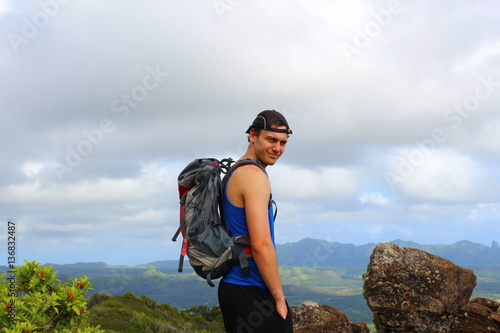 hiking in hawaii