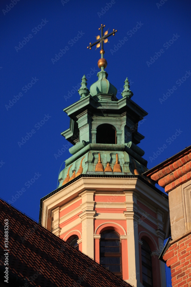 clocher de a cathédrale Saint Jean  Varsovie