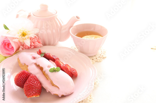 French confectionery, strawberry elair