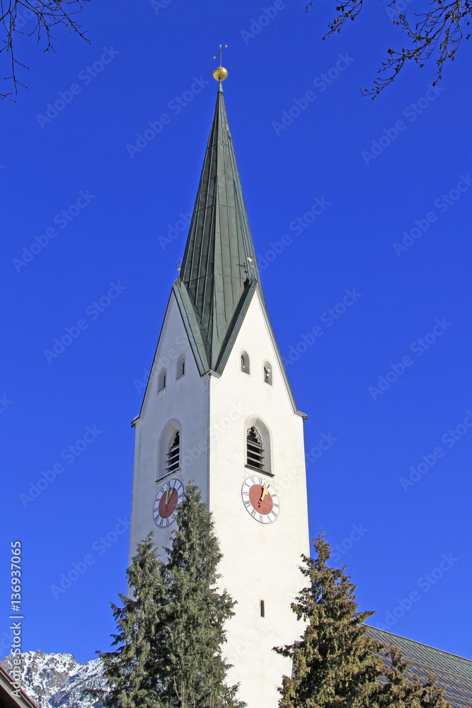 Pfarrkirche St. Johannes Baptist in Oberstdorf Pfarrkirche St. Johannes Baptist in Oberstdorf