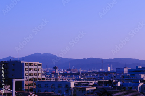 Skyline in the early morning_早朝のスカイライン(1)