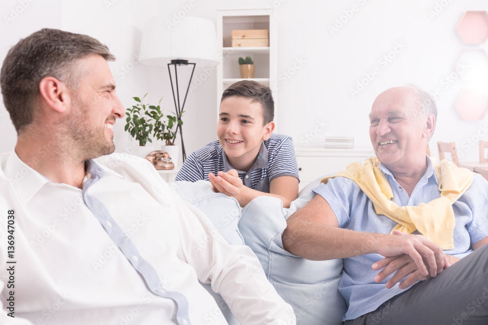 Obraz premium Family on a couch