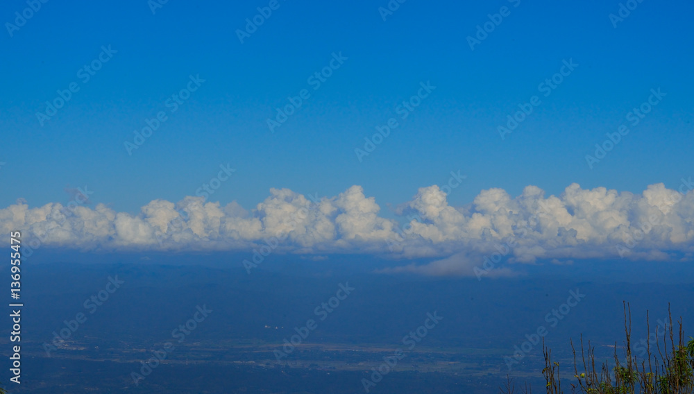 Obraz premium clouds in the blue sky