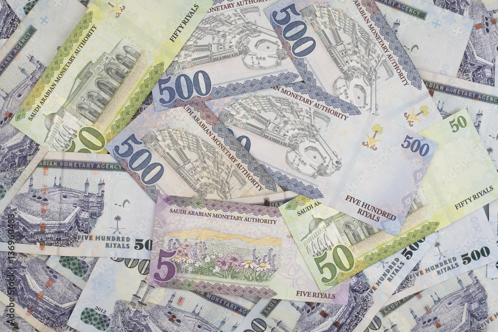 Scattered Saudi Riyal currency, New notes Scattered Saudi Riyal currency, New notes
