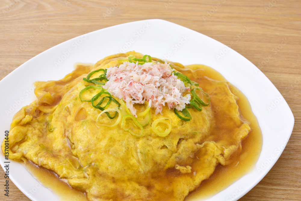 Tenshinhan/crab omelet on rice.