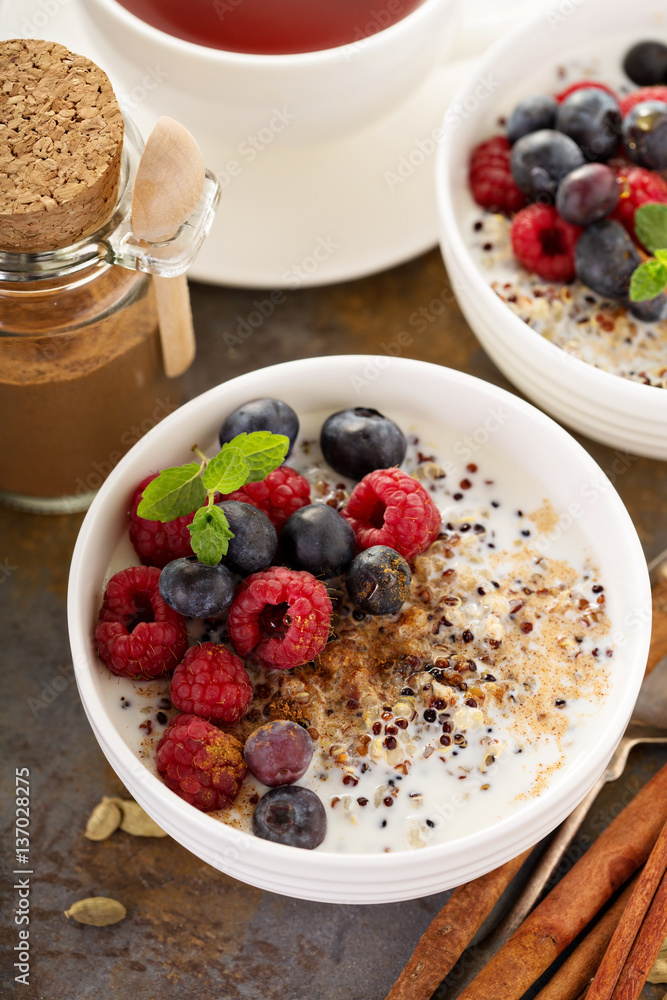 Quinoa porridge with raspberry and blueberry Quinoa porridge with raspberry and blueberry