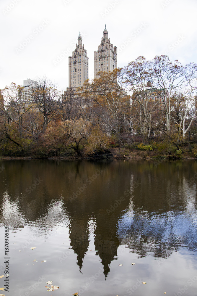 Obraz premium Central Park Lake & West