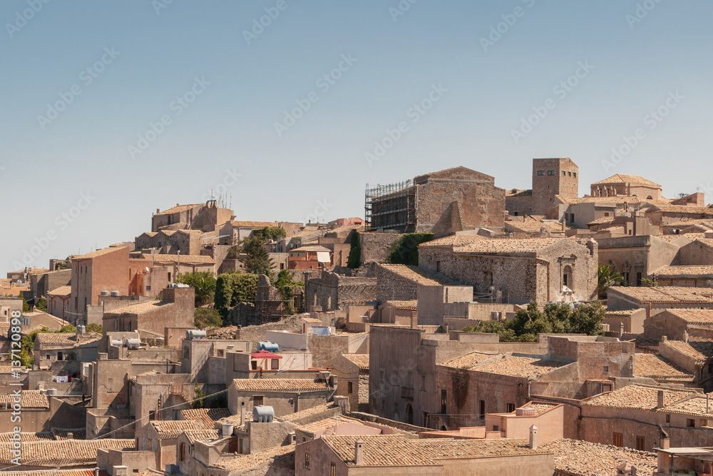 Erice is a historic town and comune in the province of Trapani in Sicily, Italy Erice is a historic town and comune in the province of Trapani in Sicily, Italy