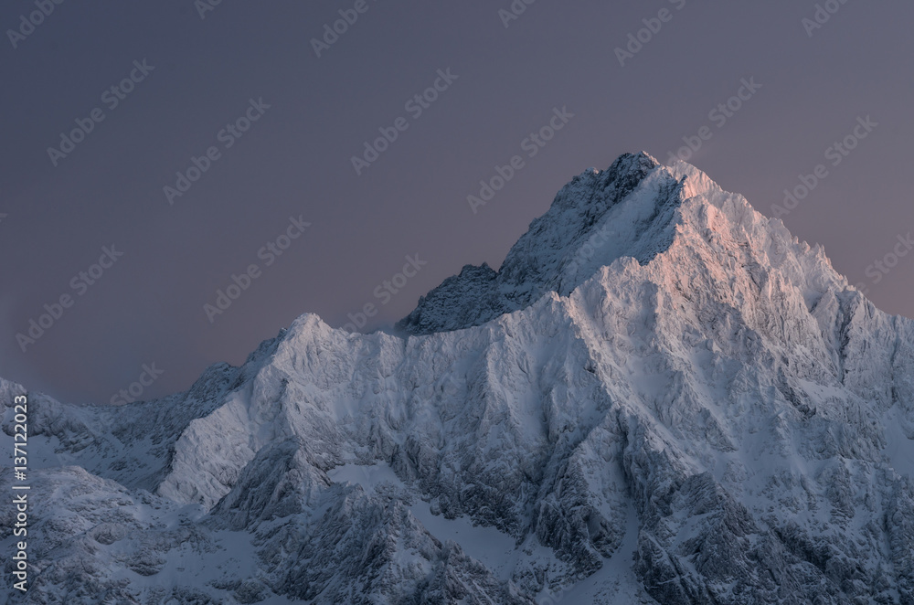 Obraz premium Gerlach, highest peak of Tatra mountains, winter