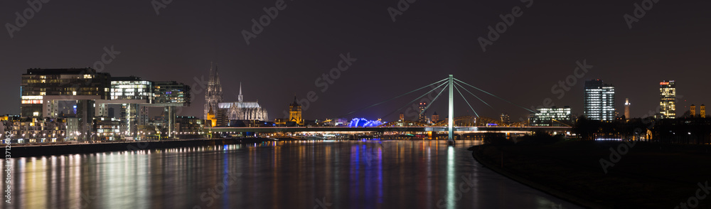 Köln Panorama mit Kölner Dom