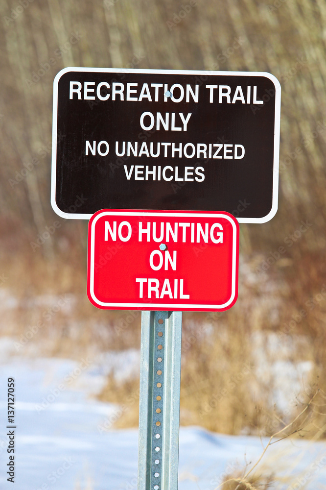 Recreational Trail and No Hunting Sign