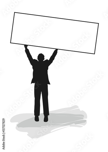 Silhouette - Mann hält Schild hoch