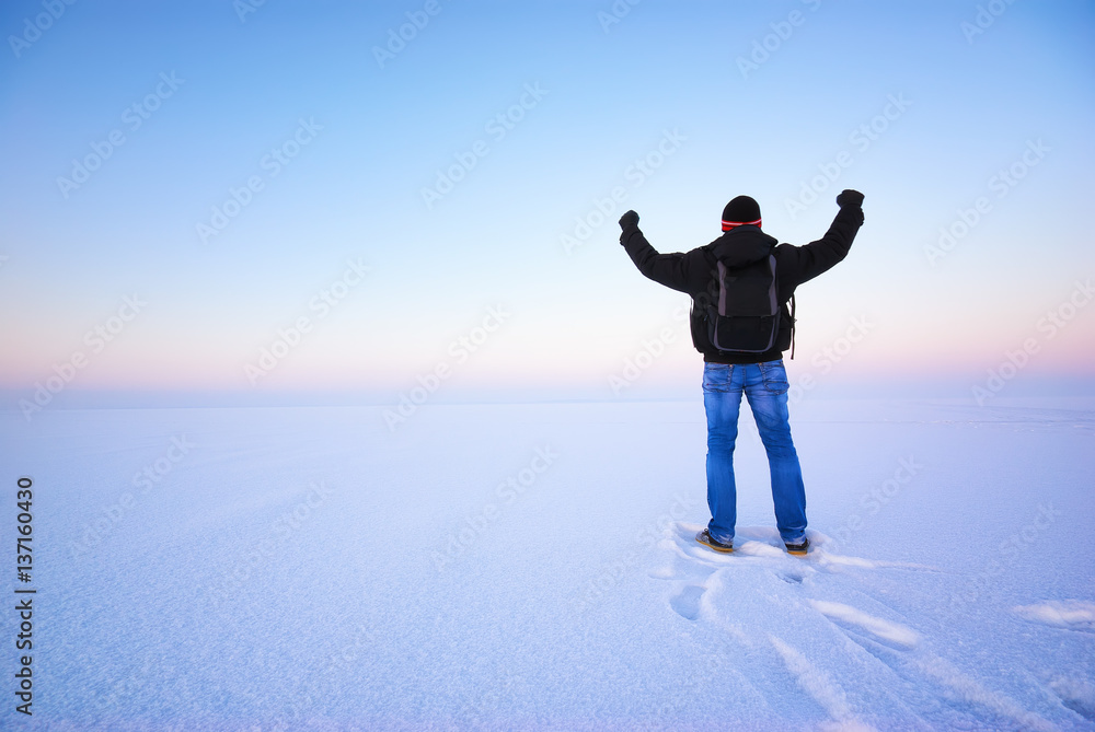 Fototapeta premium Man and endless winter.