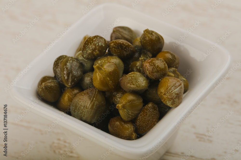 Pickled capers Pickled capers