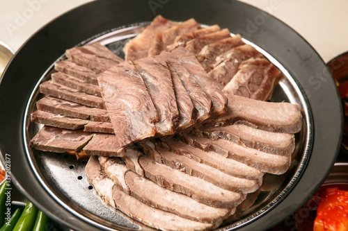 suyuk. Boiled Beef or Pork Slices 
