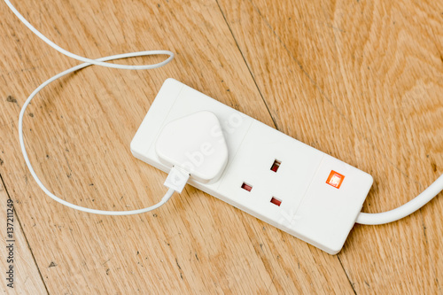 British plug power cord