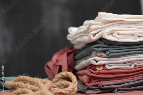 Colored articles made of linen.