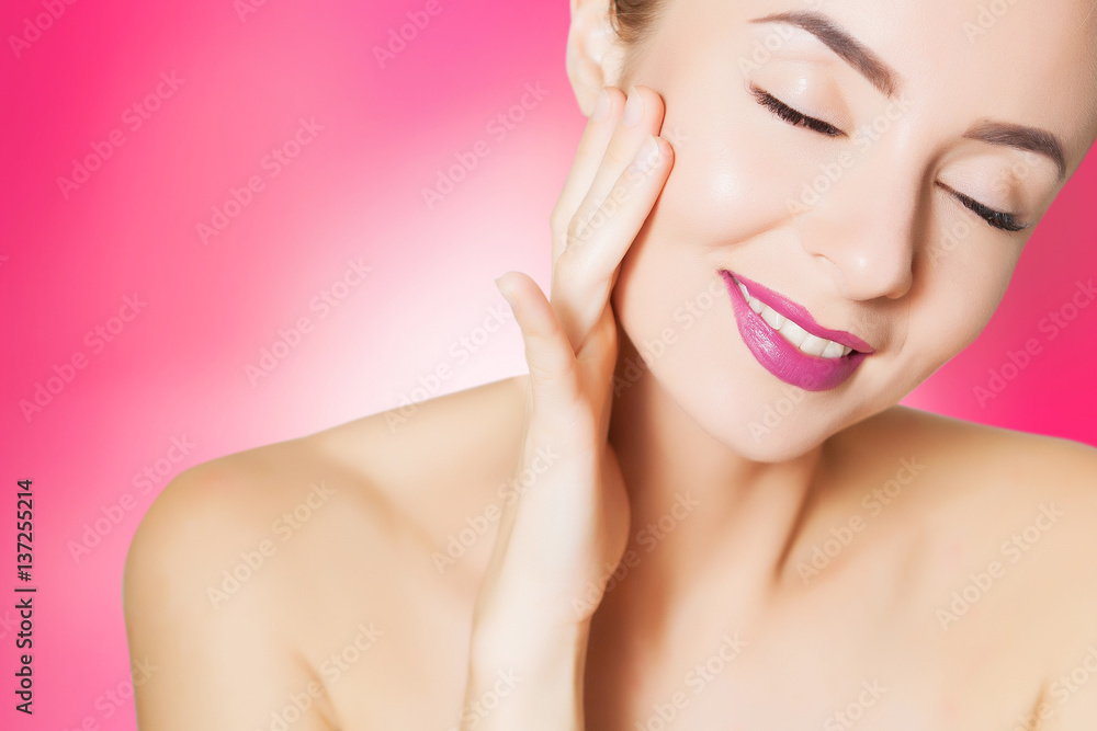 Fototapeta premium caucasian beauty face isolated