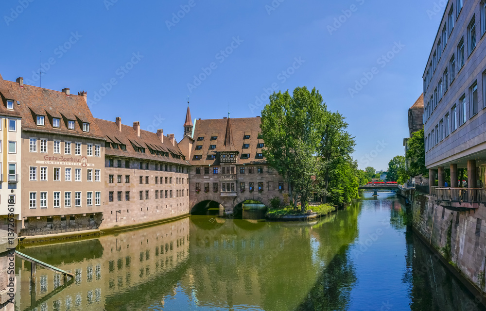 Heilig-Geist-Spital, Pegnitz River, Nuremberg, Middle Franconia, Franconia, Bavaria, Germany, Europe