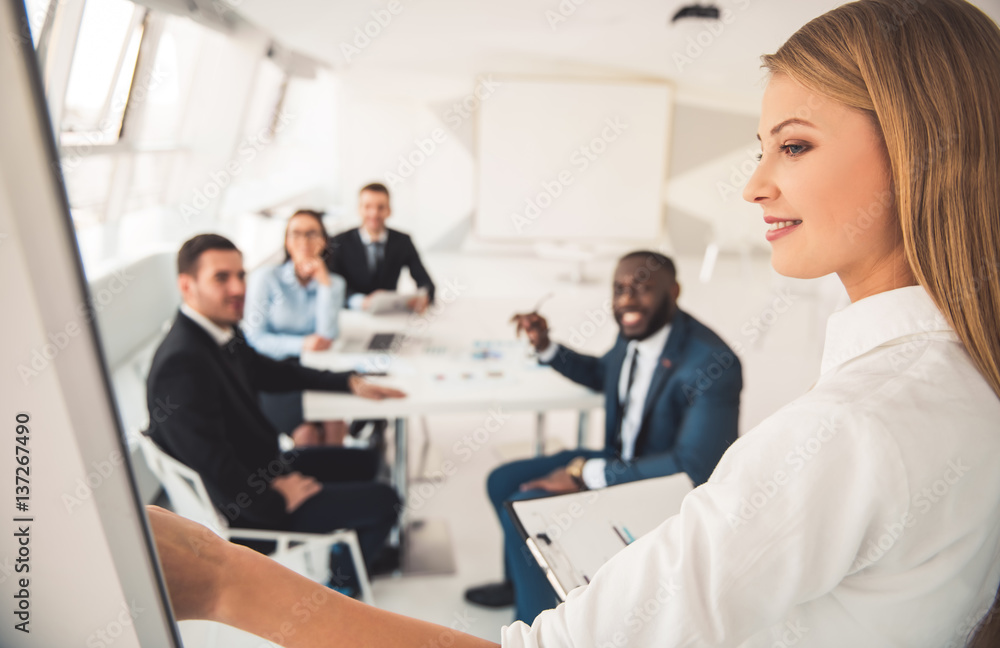 Visiting business presentation Visiting business presentation