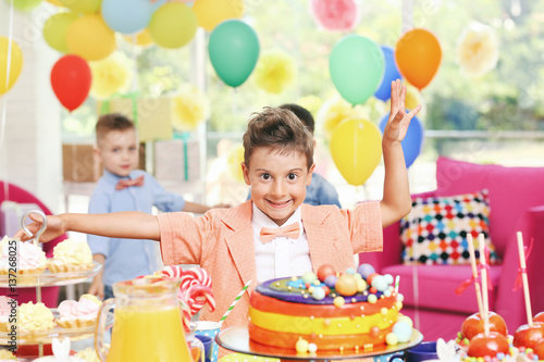 Children's funny birthday p...