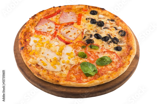 mix pizza with black olive