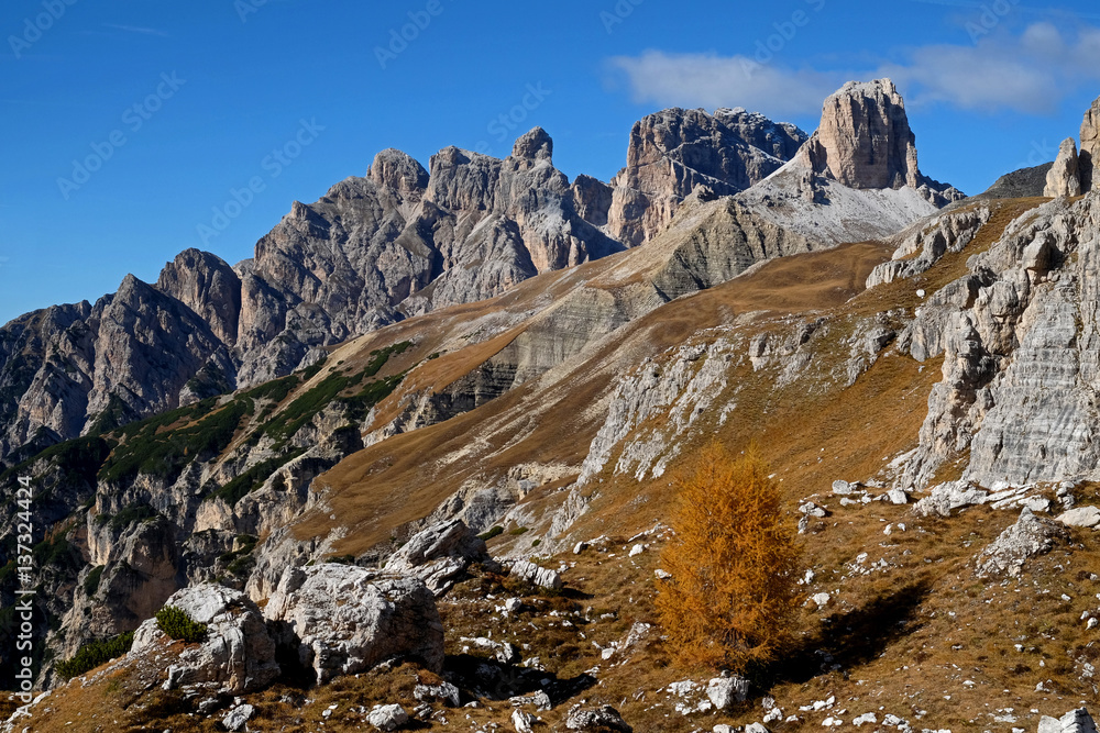 Dolomitenlandschaft mit Schwabenalpkopf und Schwalbenkofel