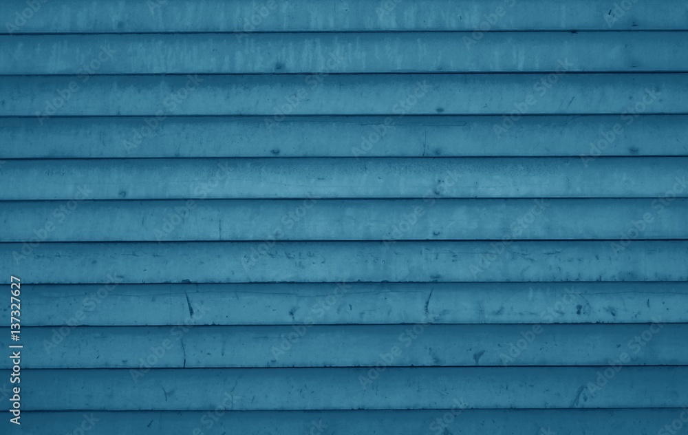 Fototapeta premium Hellblaue Wand aus Holzbrettern als Hintergrund